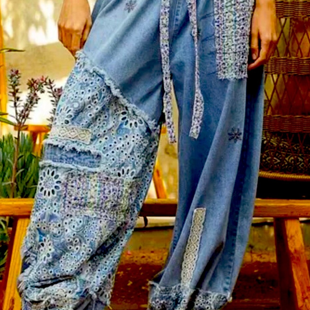 POL Denim Patchwork Joggers NEW Size Small